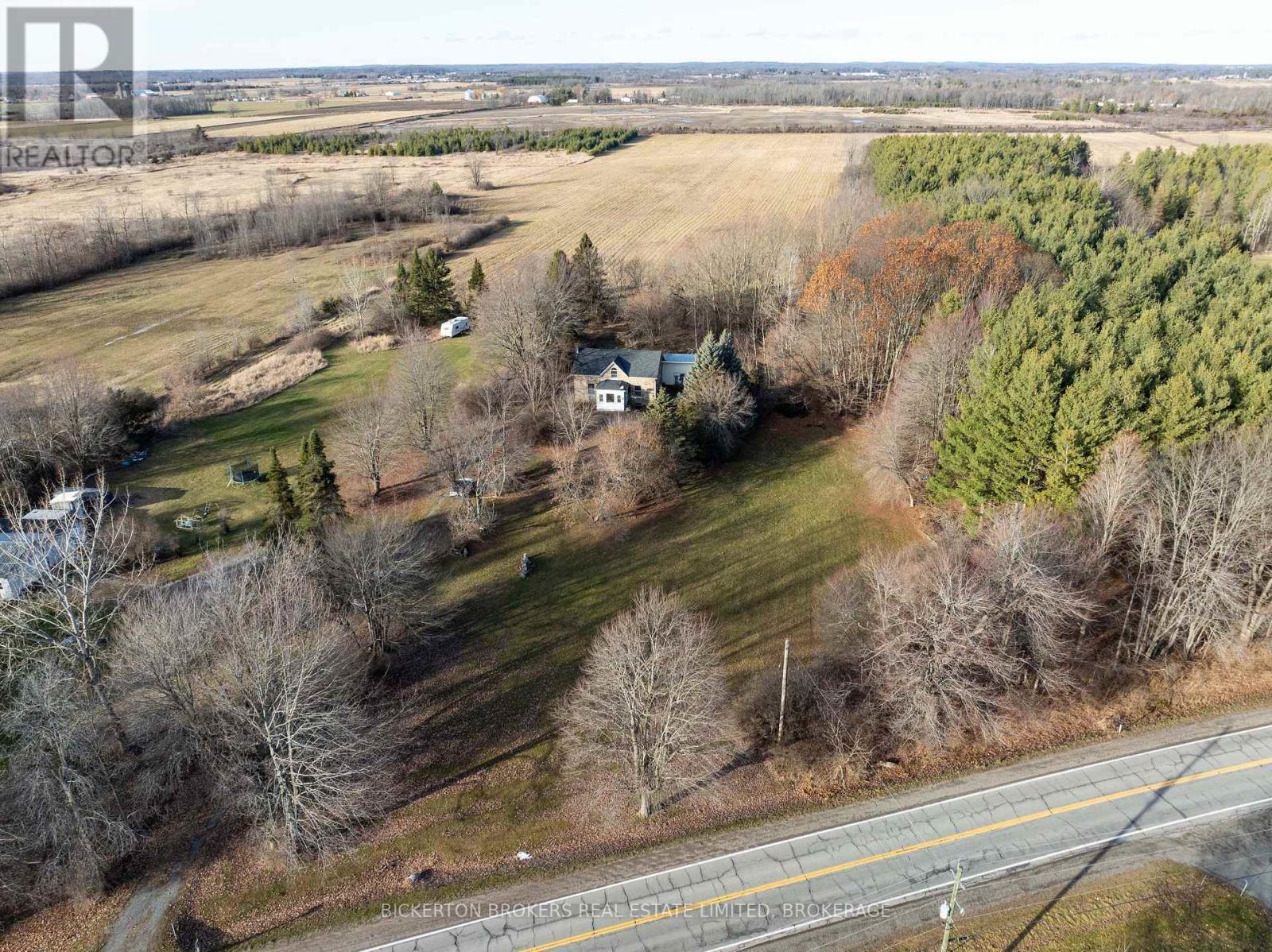 646 Cty Rd 2 Road, Front Of Leeds & Seeleys Bay, ON - Outdoor With View