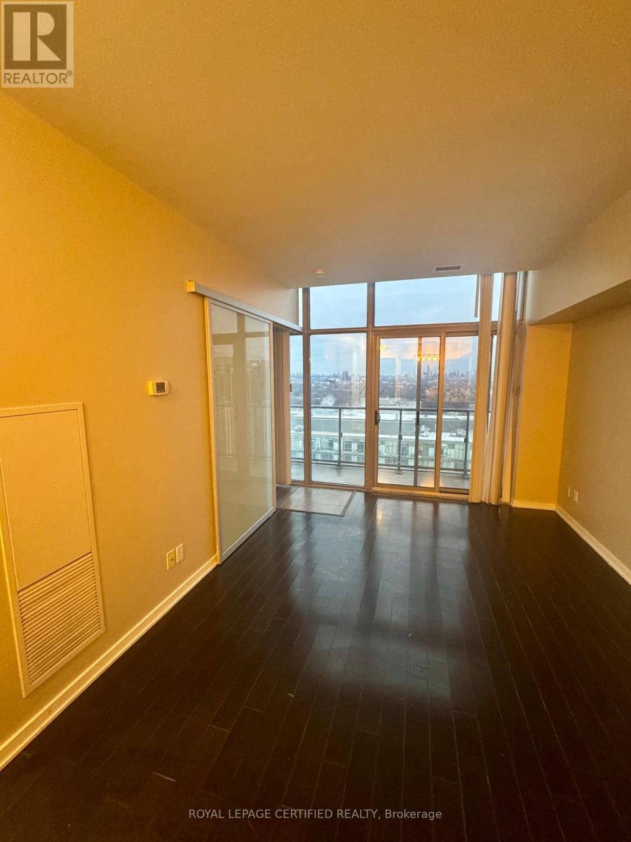 3501 - 105 The Queensway, Toronto, ON - Indoor Photo Showing Other Room