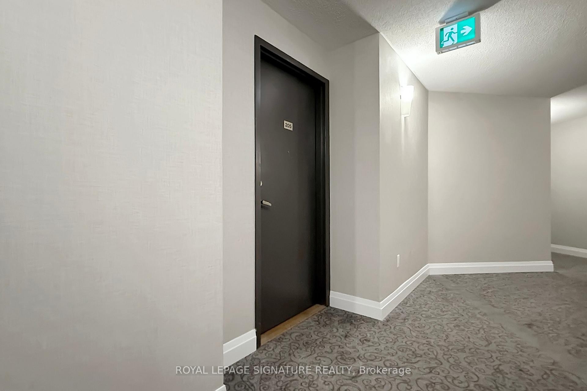 205-300 Balliol Street, Toronto, ON - Indoor Photo Showing Other Room