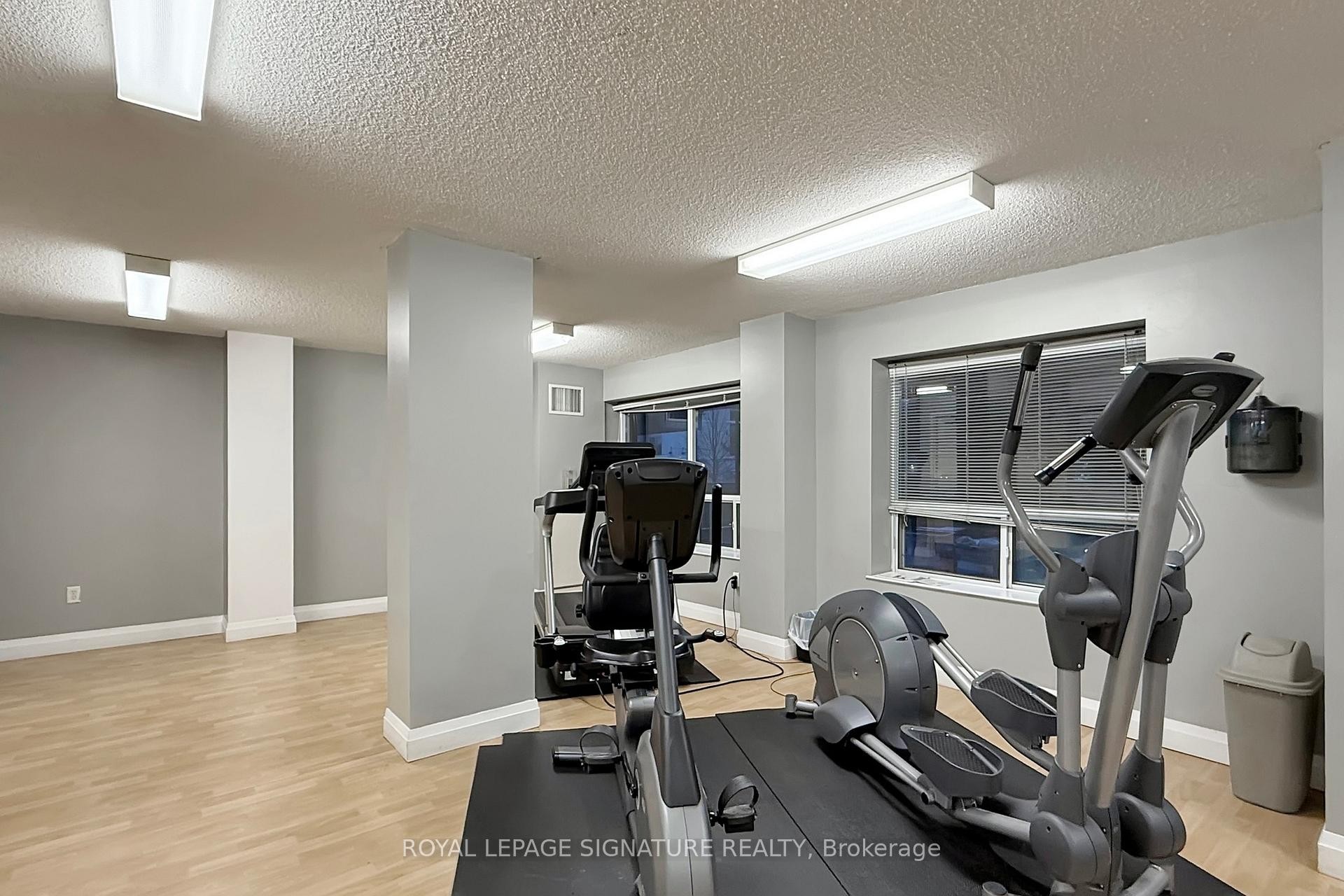 205-300 Balliol Street, Toronto, ON - Indoor Photo Showing Gym Room