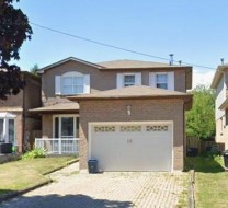 18 Charlton Crescent Ajax, ON L1S 4B8