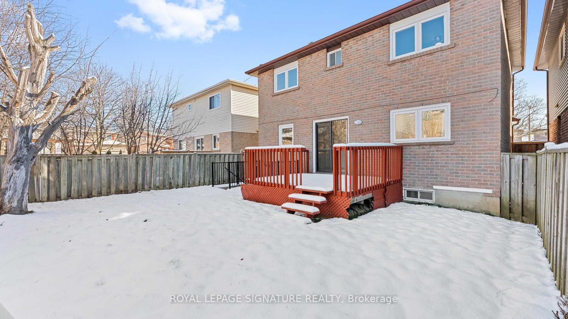 18 Charlton Crescent, Ajax, ON - Outdoor With Exterior