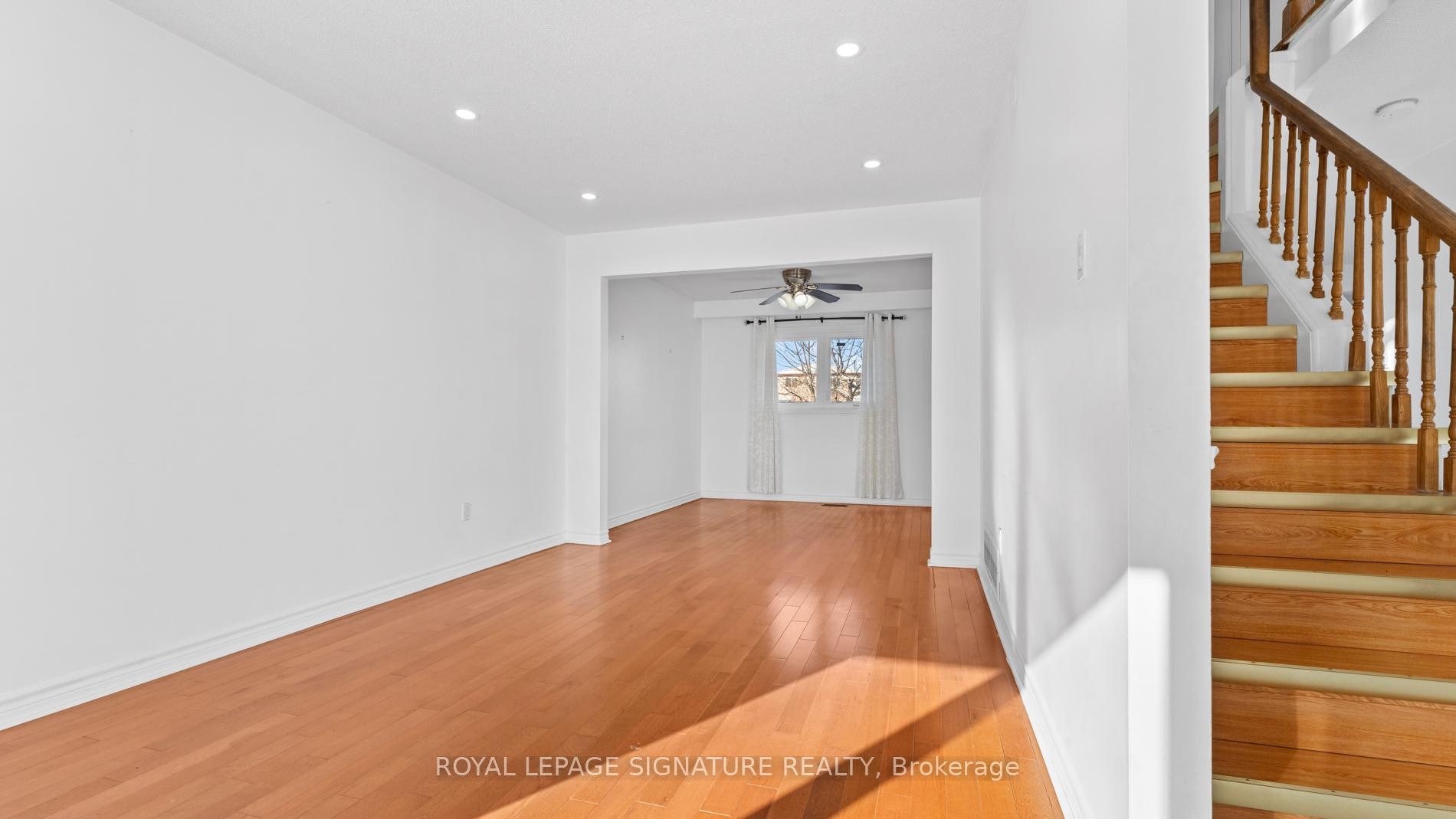 18 Charlton Crescent, Ajax, ON - Indoor Photo Showing Other Room