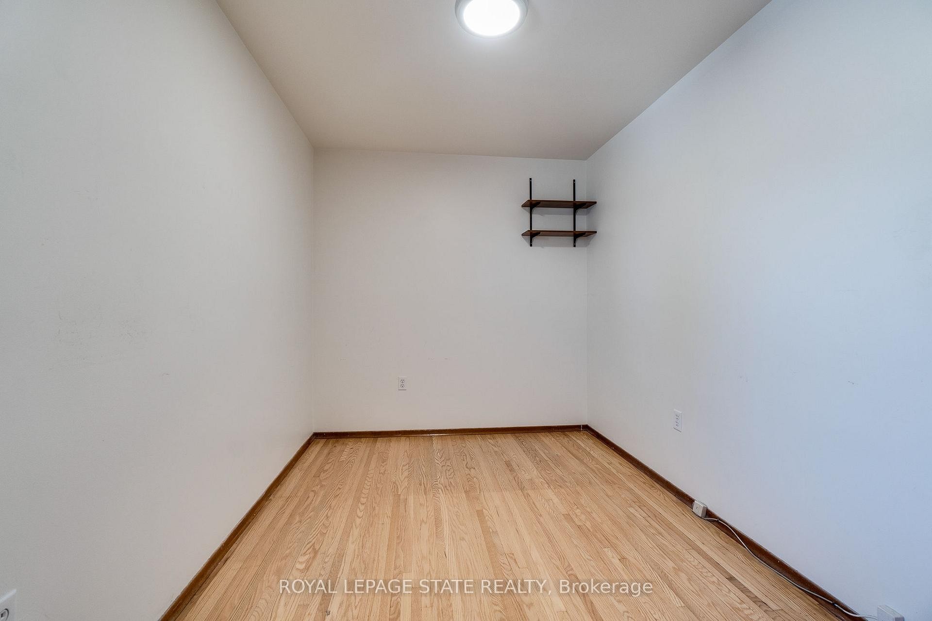286 West 18Th Street, Hamilton, ON - Indoor Photo Showing Other Room
