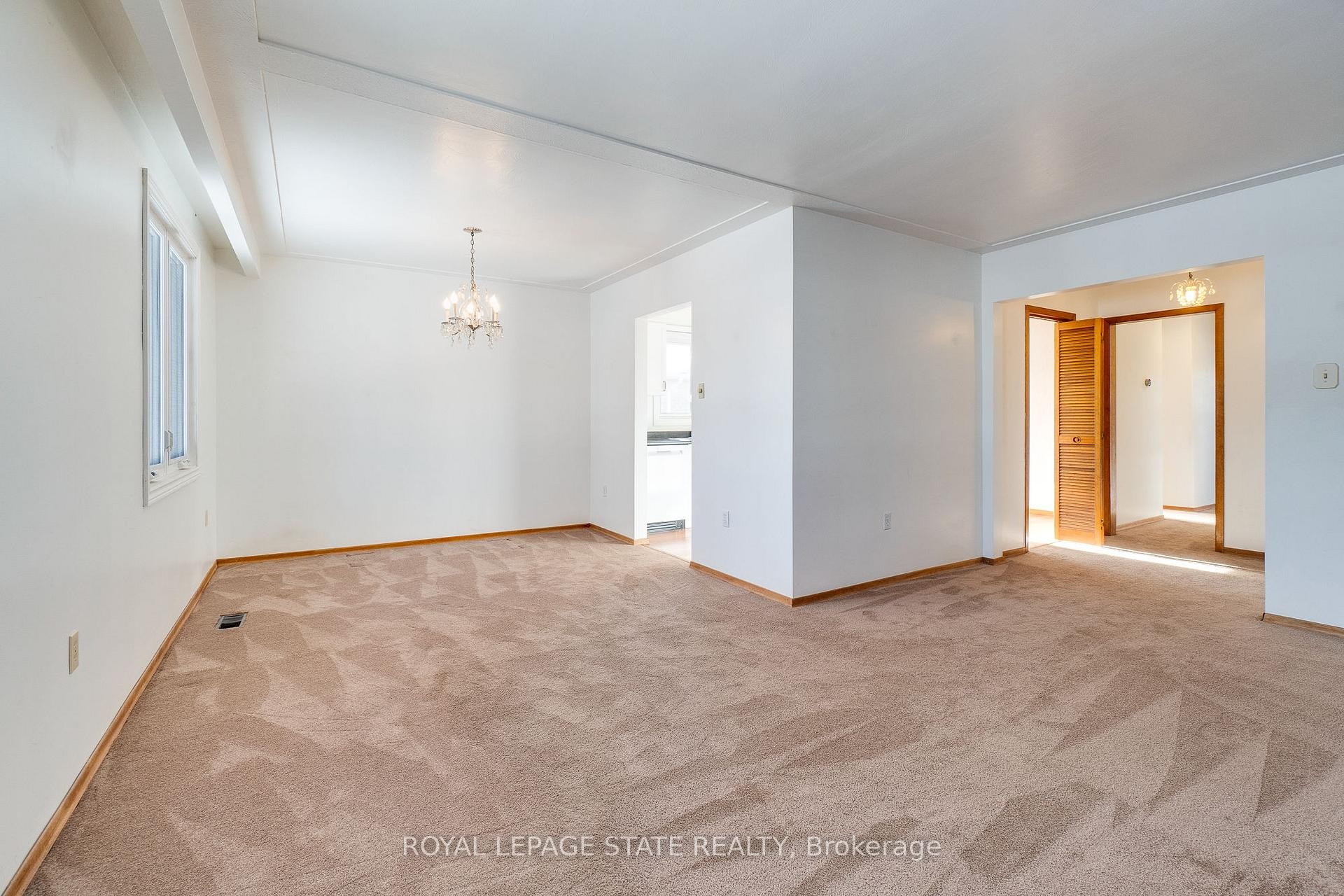 286 West 18Th Street, Hamilton, ON - Indoor Photo Showing Other Room