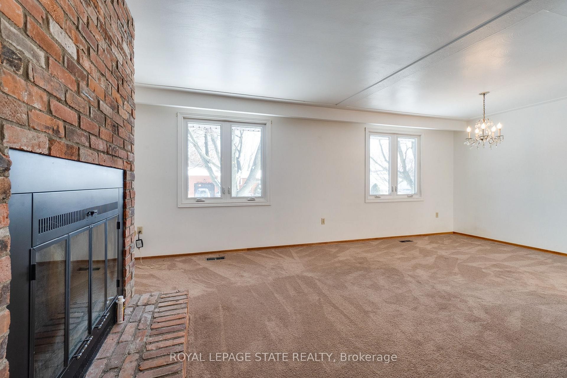 286 West 18Th Street, Hamilton, ON - Indoor Photo Showing Other Room
