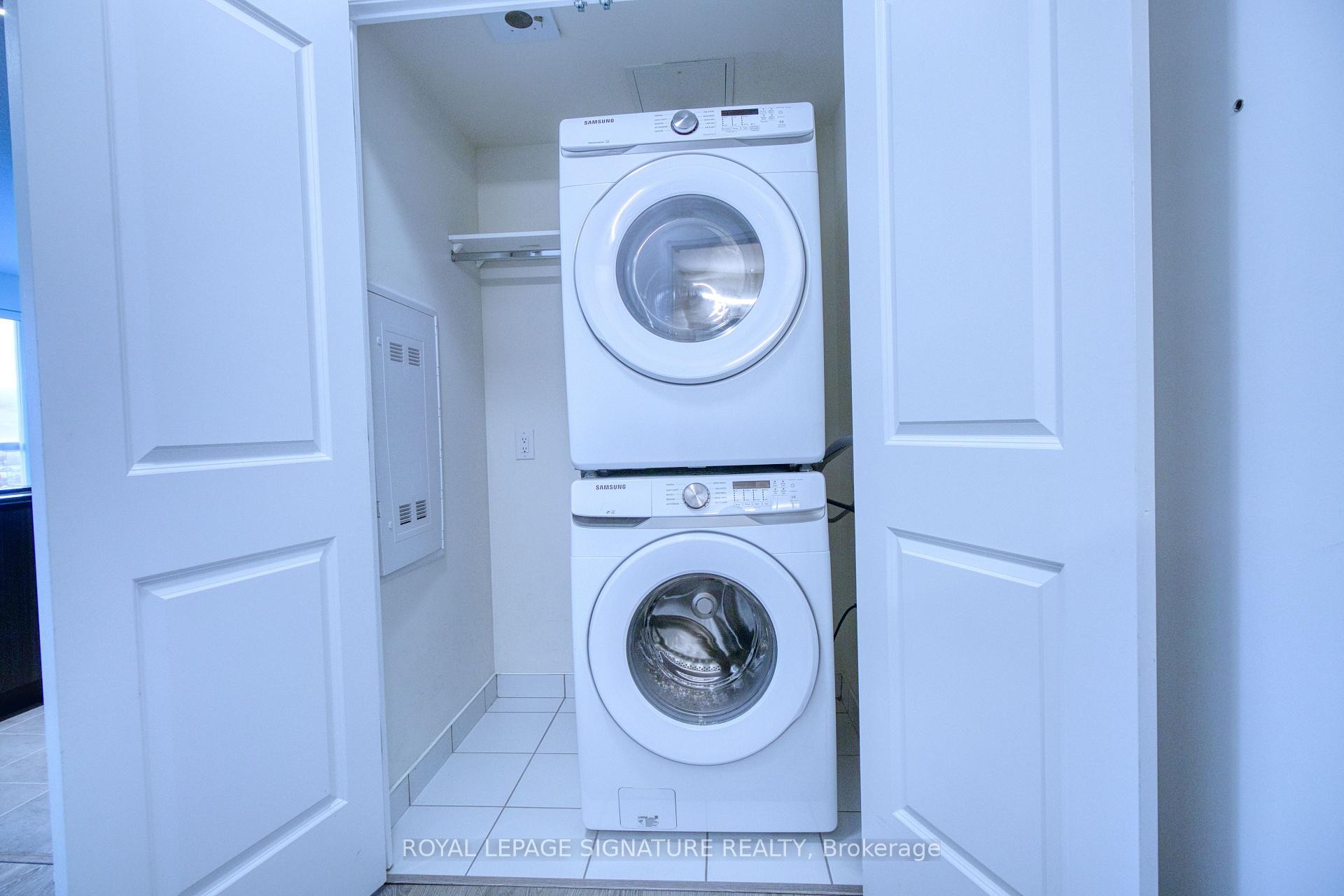 1404-50 Thomas Riley Road, Toronto, ON - Indoor Photo Showing Laundry Room
