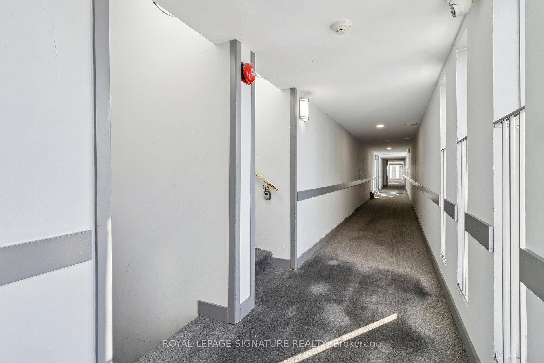 720-4645 Jane Street, Toronto, ON - Indoor Photo Showing Other Room