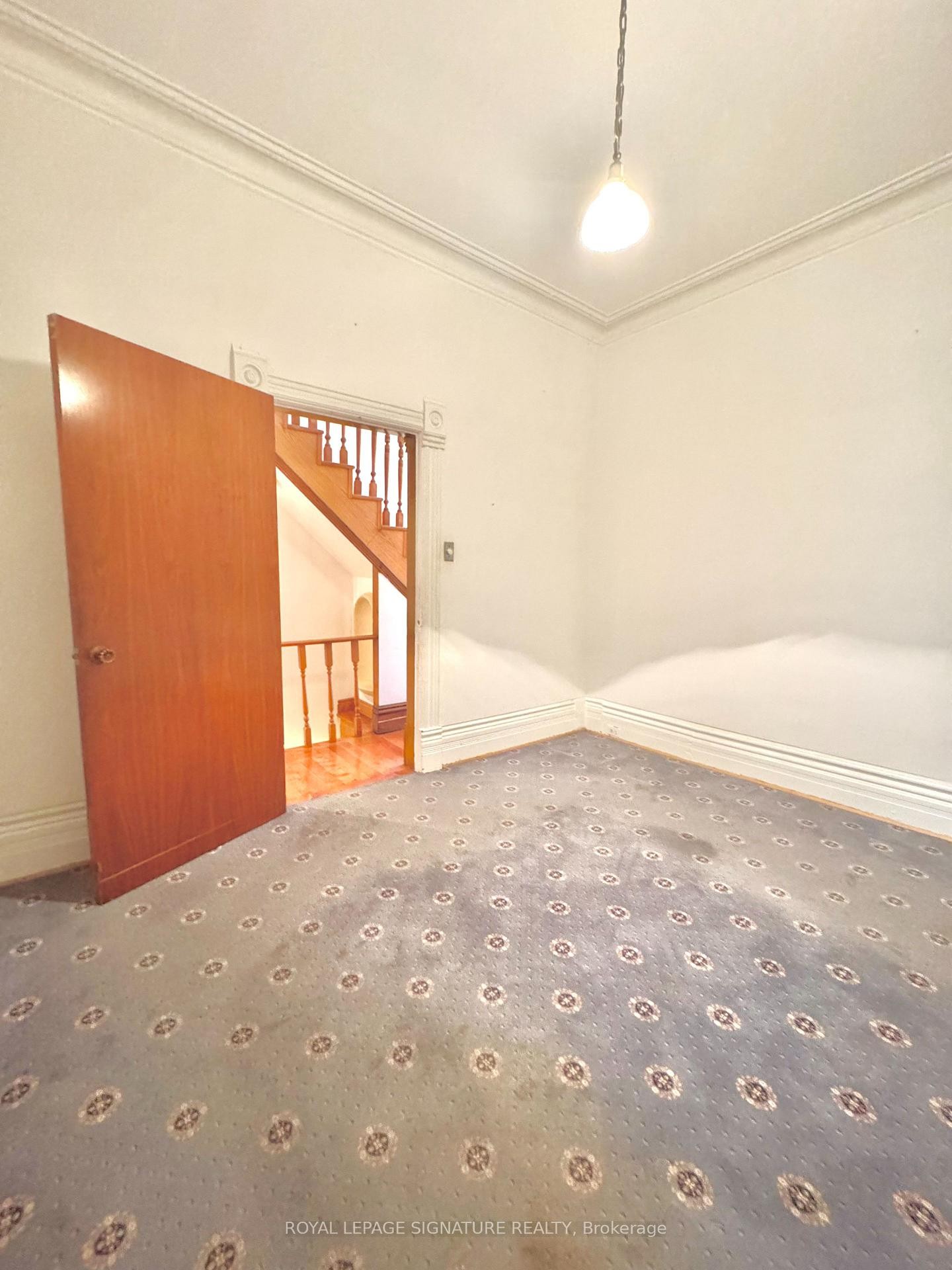 203 Euclid Avenue, Toronto, ON - Indoor Photo Showing Other Room