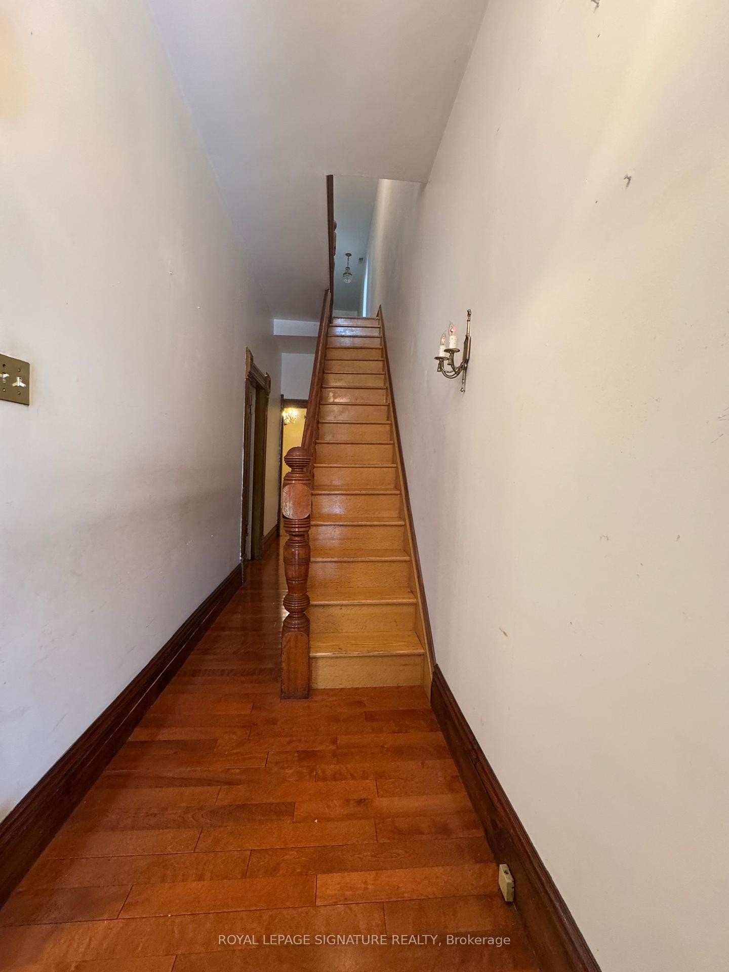 203 Euclid Avenue, Toronto, ON - Indoor Photo Showing Other Room