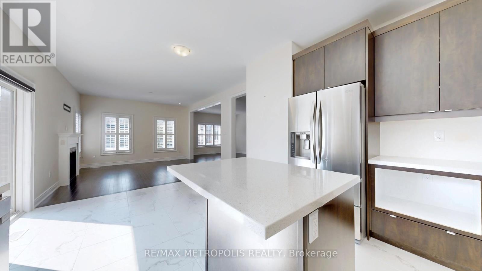 156 Muirfield Drive, Barrie, ON - Indoor