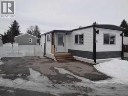 2, 2300 13th Street N Lethbridge, AB T1H 4E8
