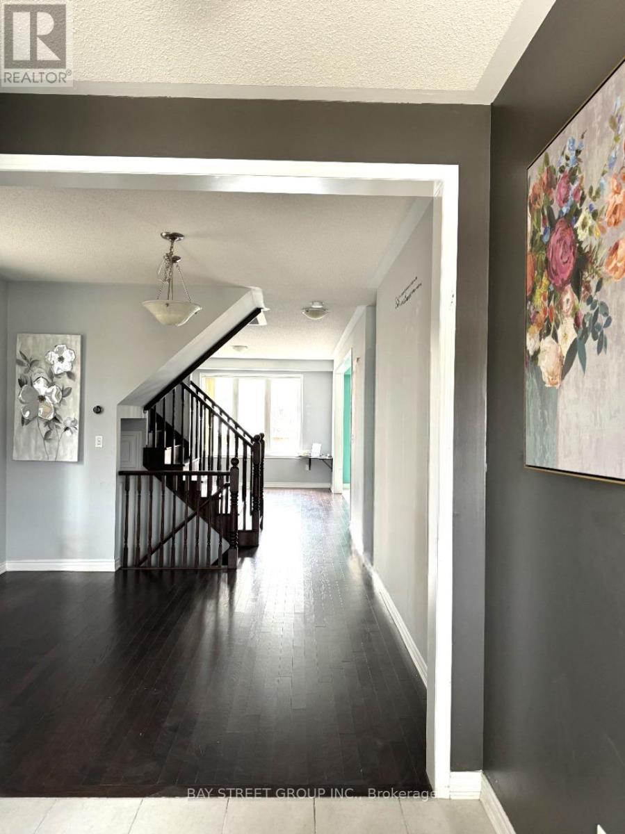 1091 Biason Circle, Milton, ON - Indoor Photo Showing Other Room