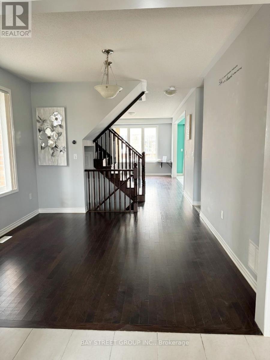 1091 Biason Circle, Milton, ON - Indoor Photo Showing Other Room