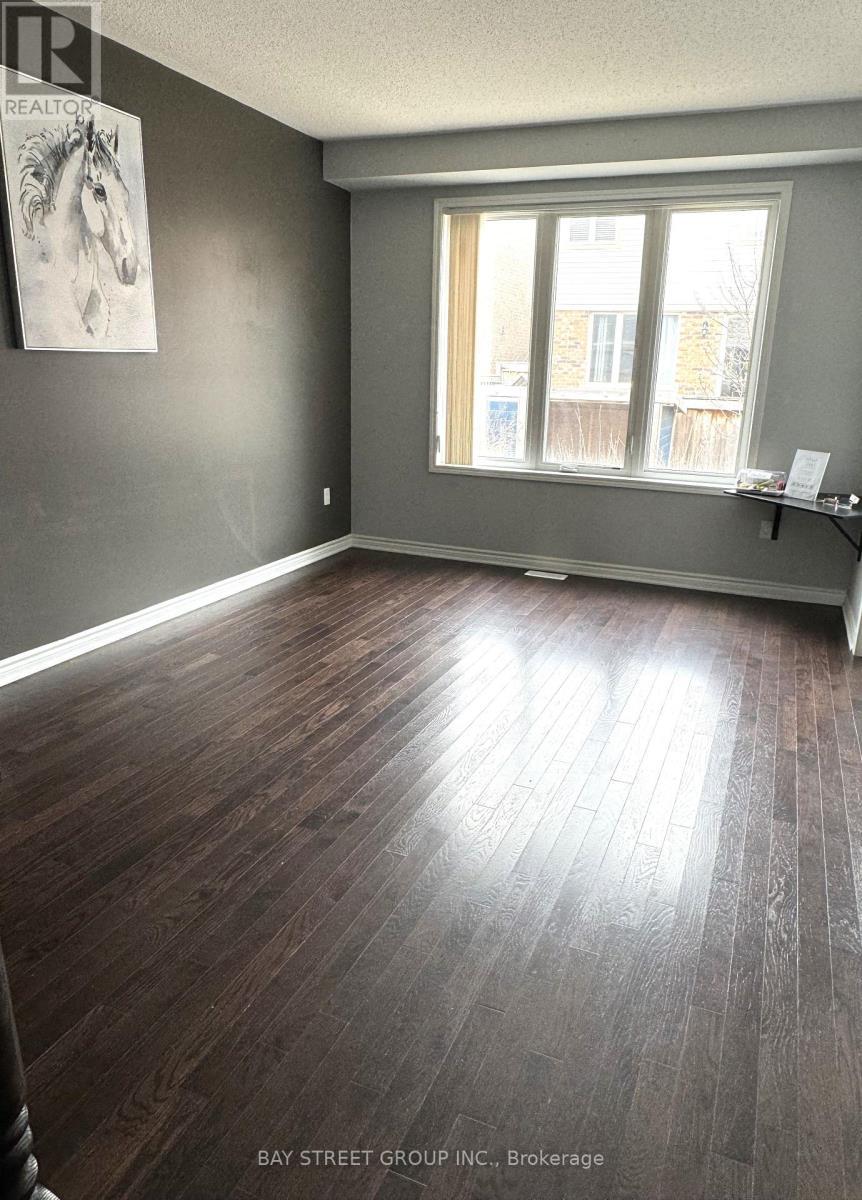 1091 Biason Circle, Milton, ON - Indoor Photo Showing Other Room