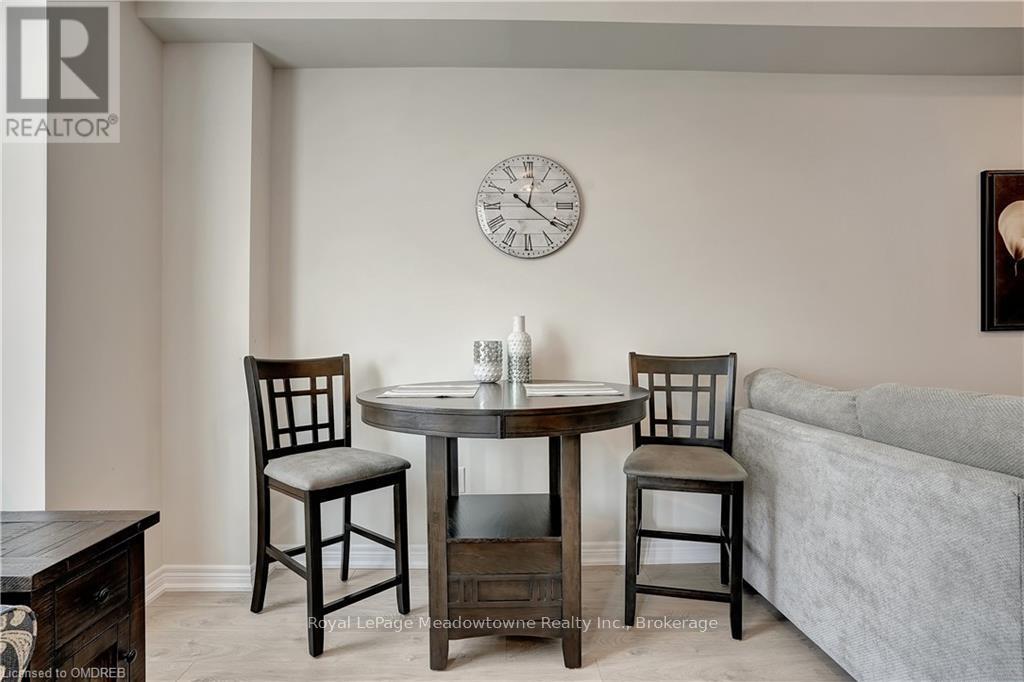 119 - 10 Birmingham Drive, Cambridge, ON - Indoor