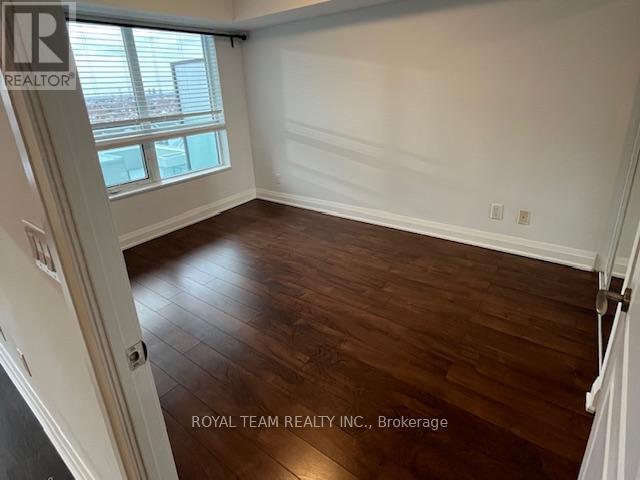 909 - 20 N Park Road, Vaughan, ON - Indoor Photo Showing Other Room