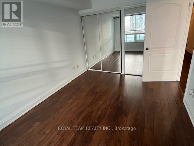 909 - 20 N Park Road, Vaughan, ON - Indoor Photo Showing Other Room