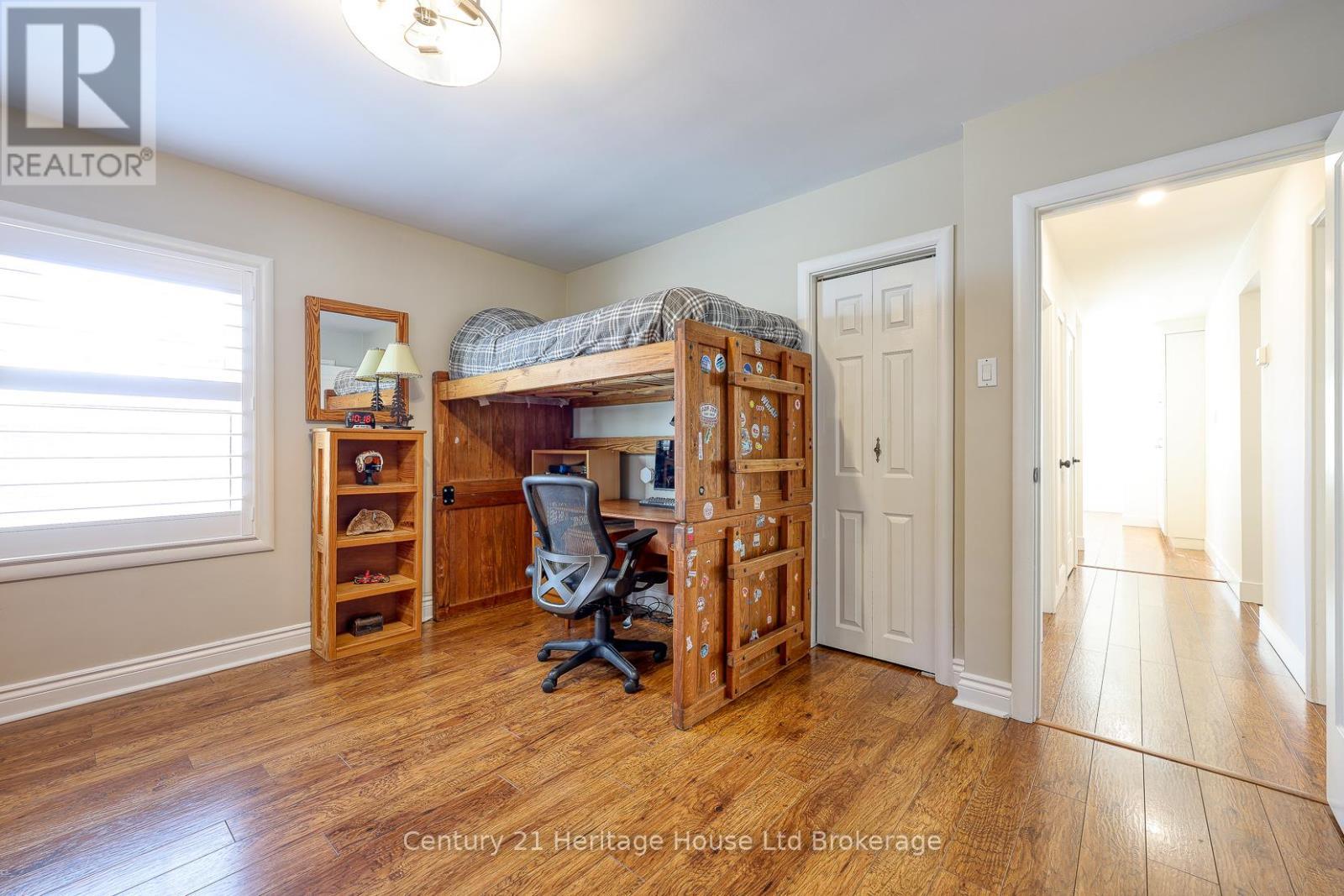 449 Vincent Street, Woodstock (Woodstock - North), ON - Indoor Photo Showing Office