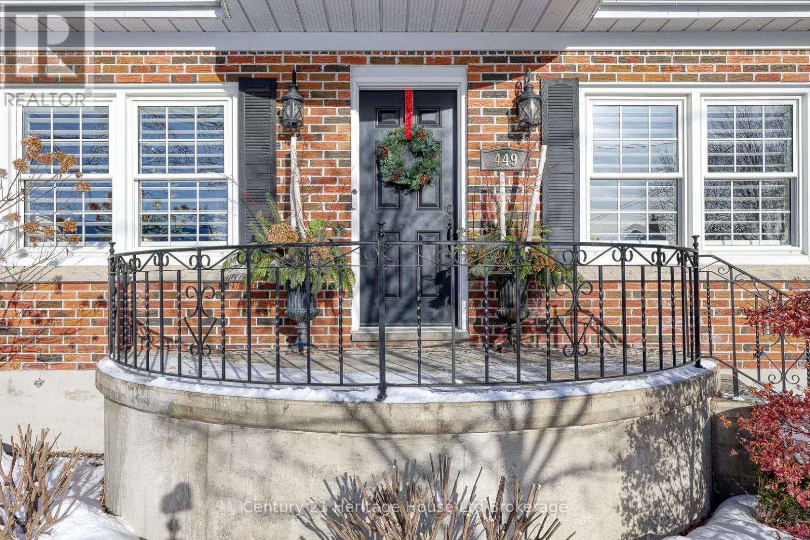 449 Vincent Street, Woodstock (Woodstock - North), ON - Outdoor With Deck Patio Veranda