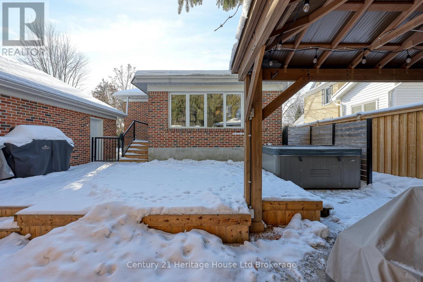 449 Vincent Street, Woodstock (Woodstock - North), ON - Outdoor With Deck Patio Veranda With Exterior