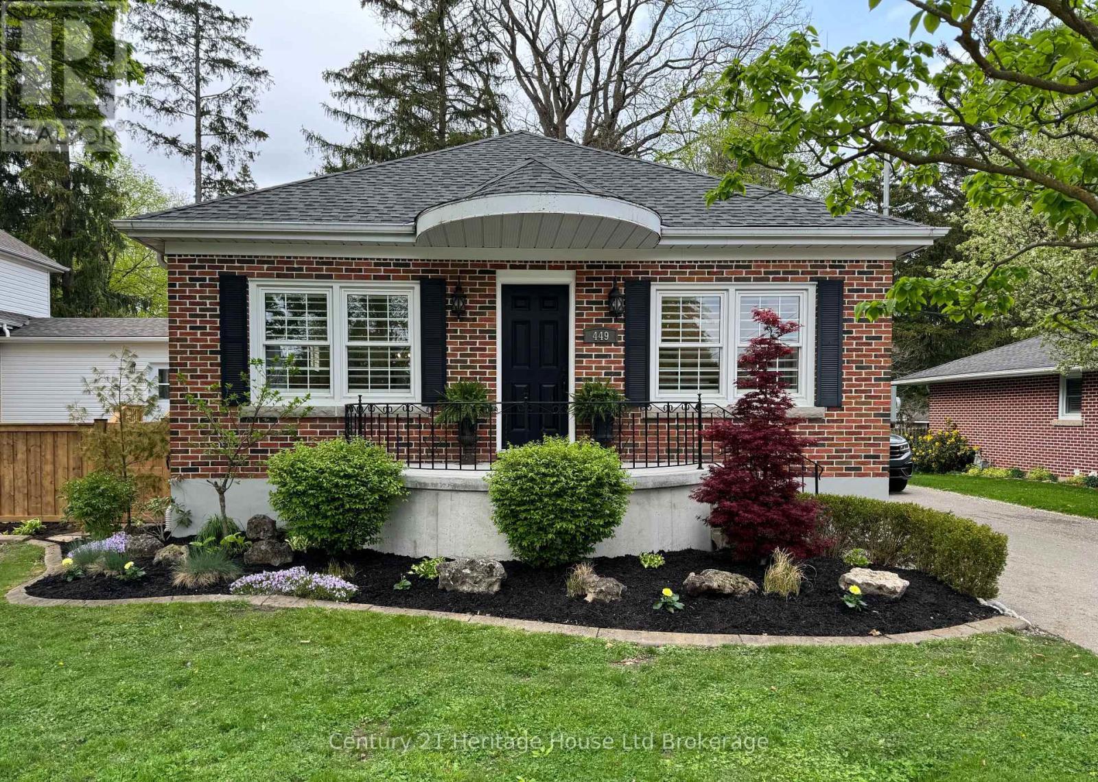 Summer Pic - 449 Vincent Street, Woodstock (Woodstock - North), ON - Outdoor