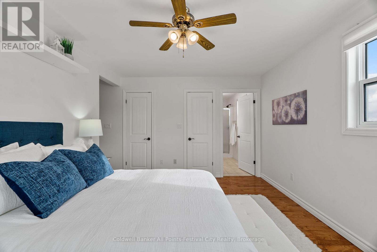 34889 Black'S Point Road, Central Huron (Goderich), ON - Indoor Photo Showing Bedroom