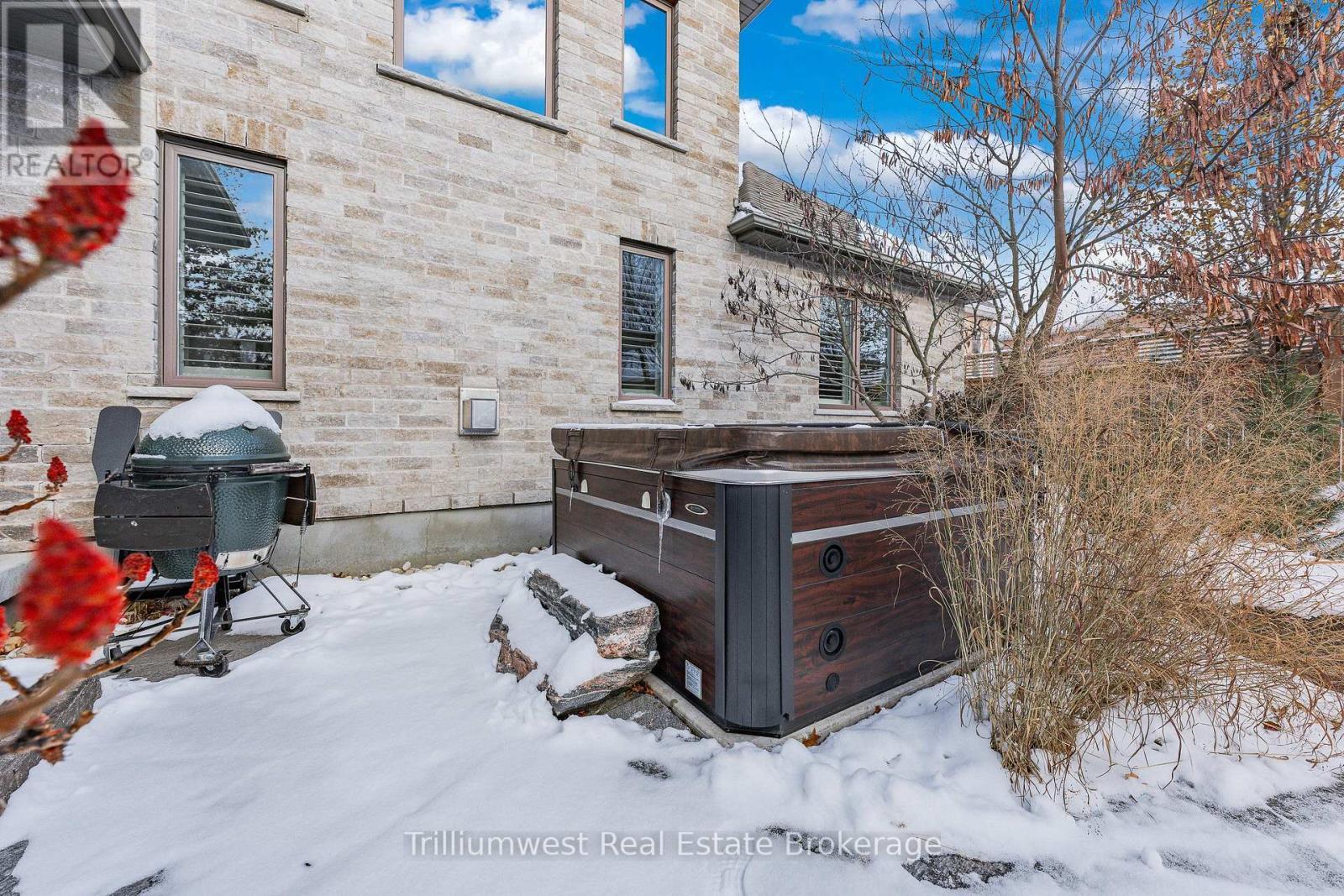 45 Zaduk Place, Guelph (Kortright East), ON - Outdoor