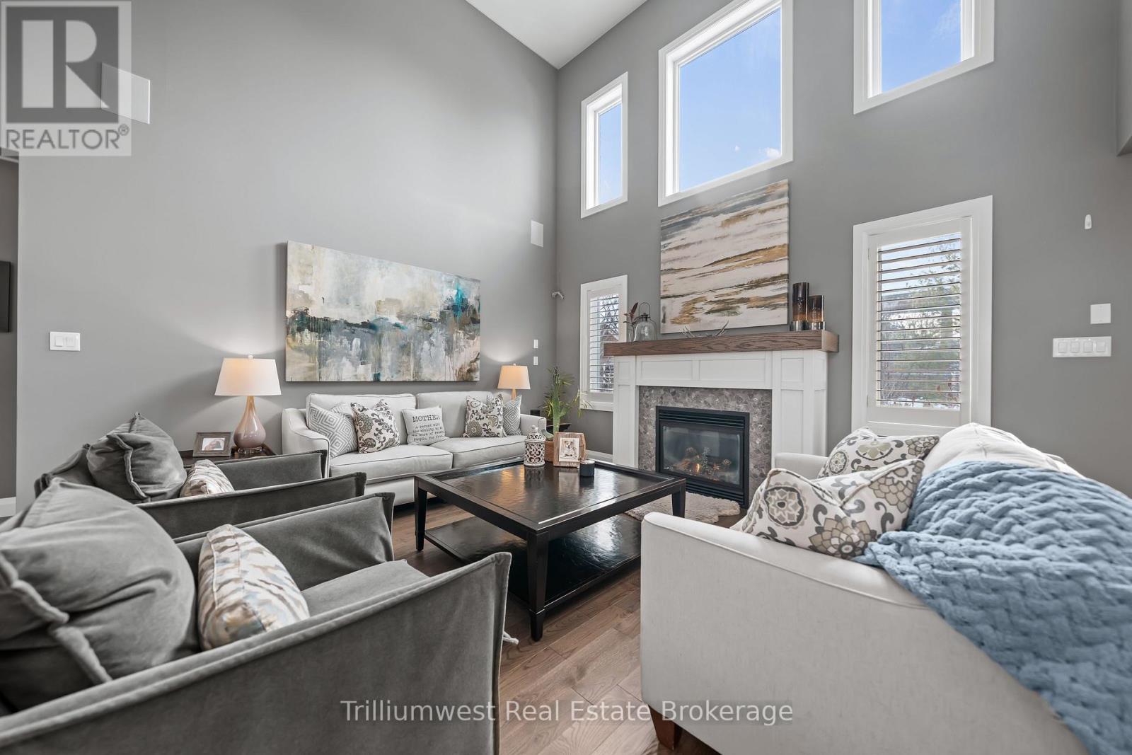 45 Zaduk Place, Guelph (Kortright East), ON - Indoor Photo Showing Living Room With Fireplace