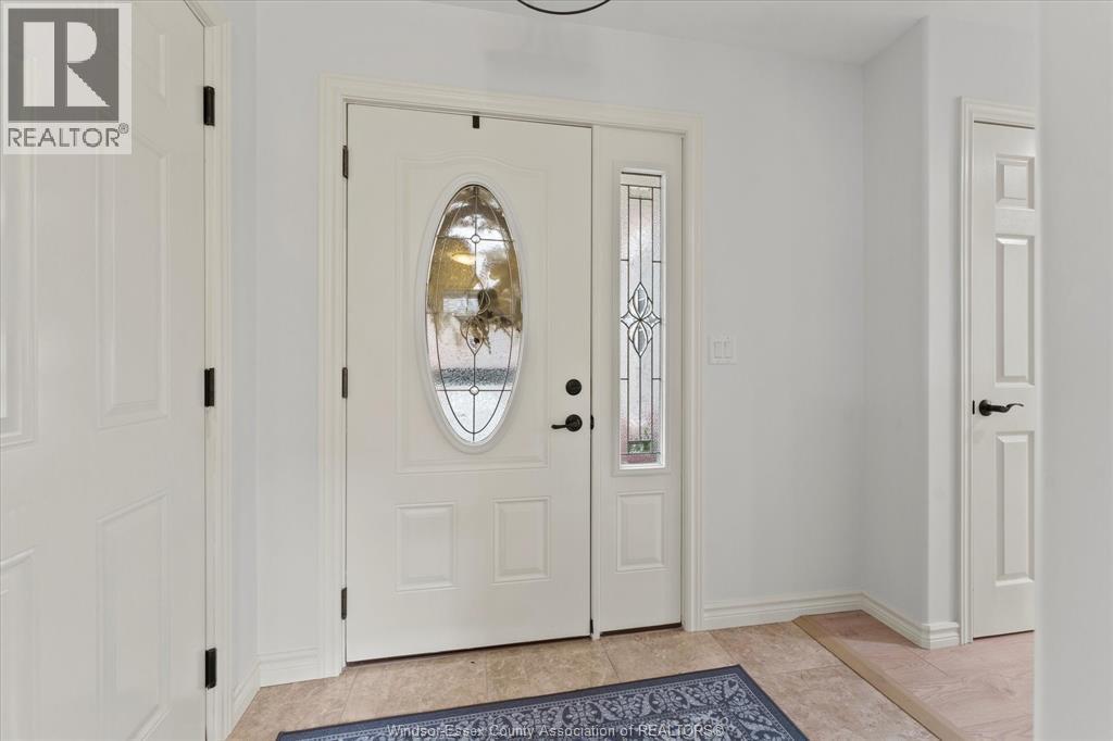 351 Boismier Avenue, Lasalle, ON - Indoor Photo Showing Other Room