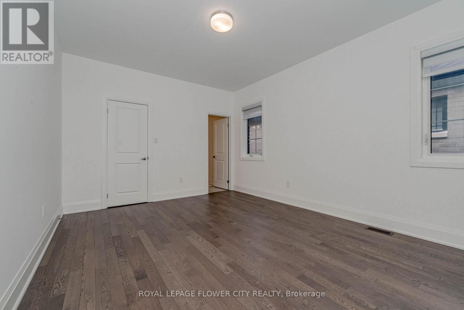 518 Kleinberg Summit Way, Vaughan, ON - Indoor Photo Showing Other Room