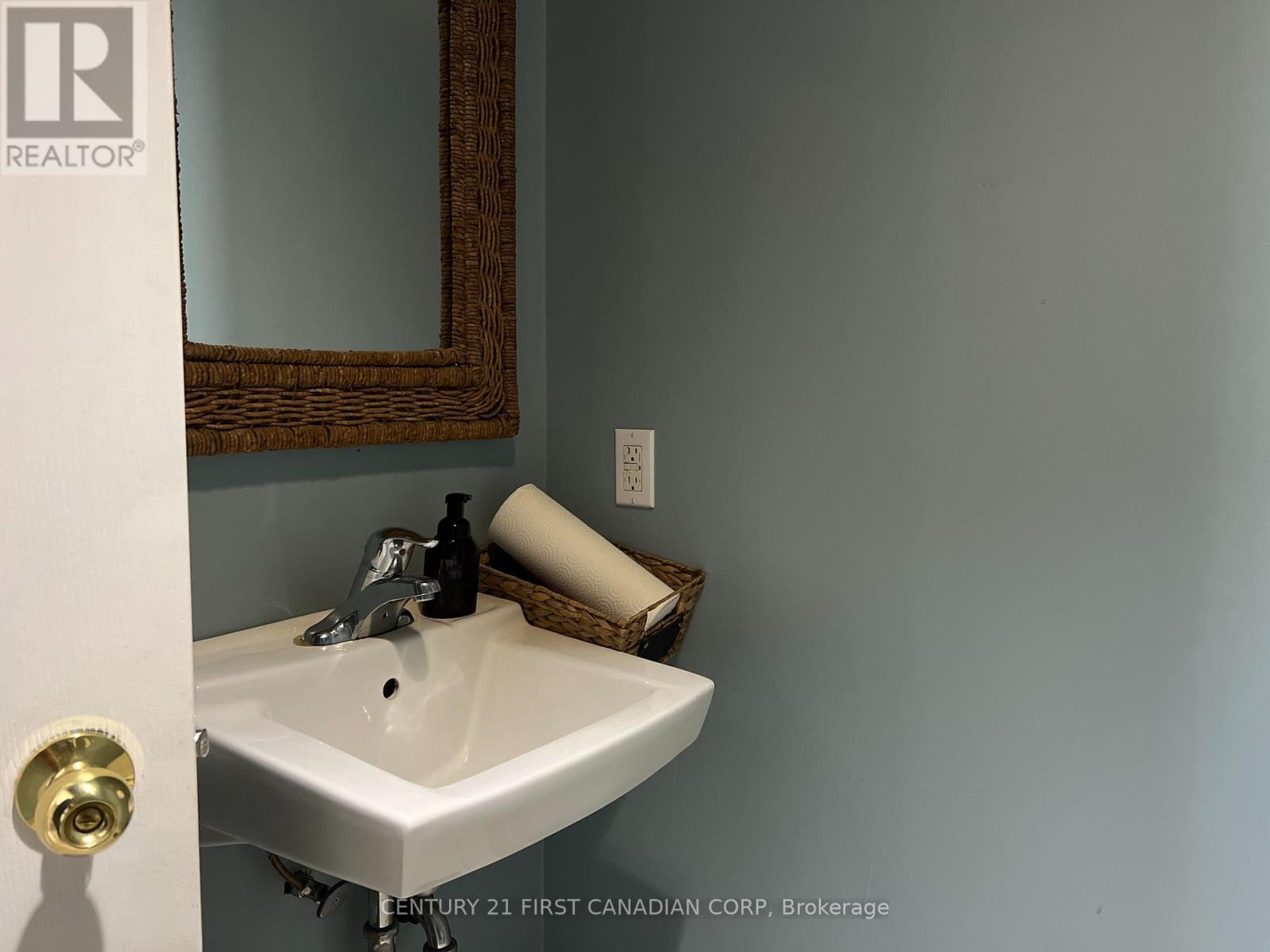 143 Main Street, North Middlesex (Alisa Craig), ON