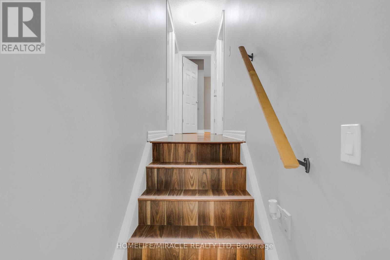 15 Keefer Road, Thorold, ON - Indoor Photo Showing Other Room