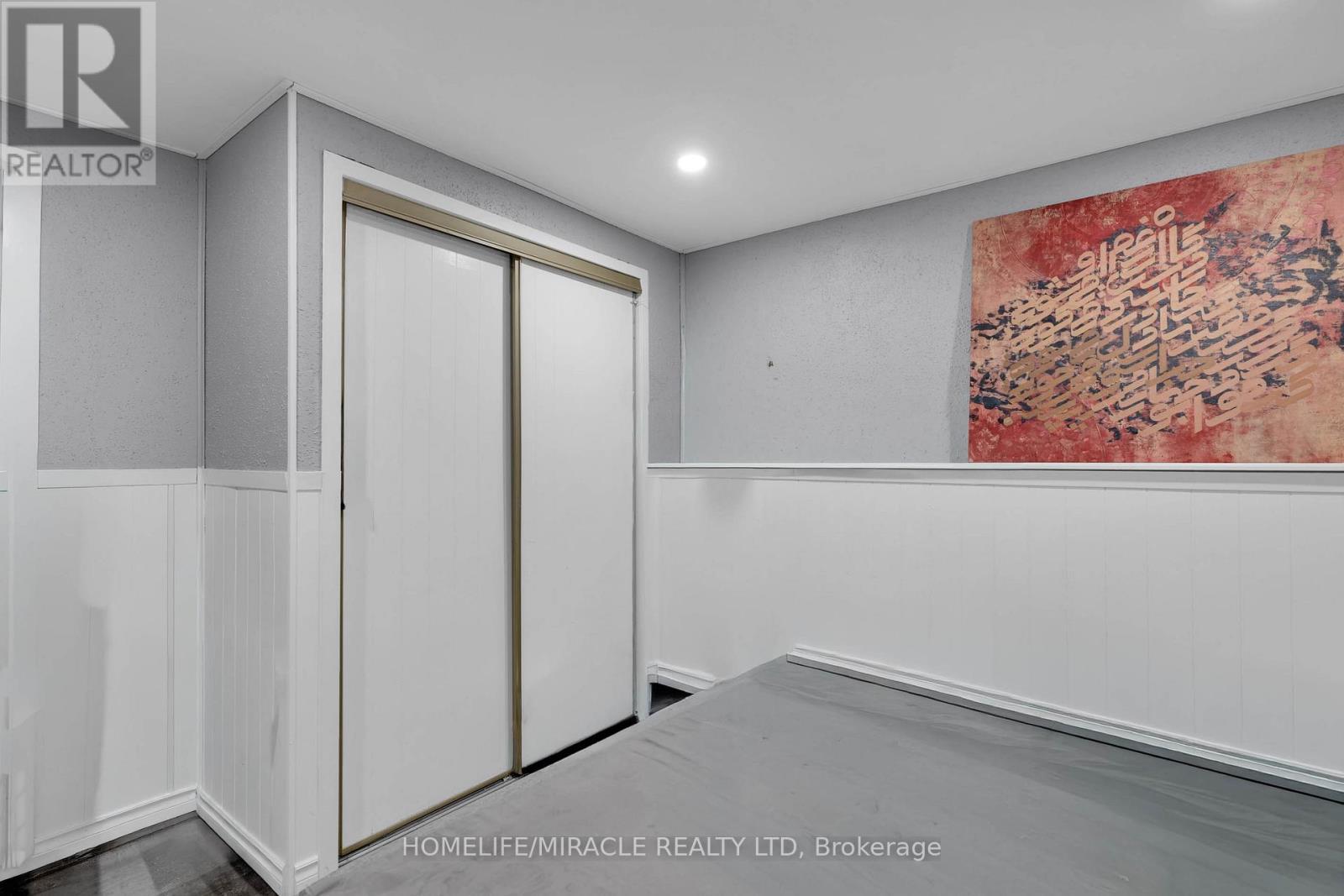 15 Keefer Road, Thorold, ON - Indoor Photo Showing Other Room