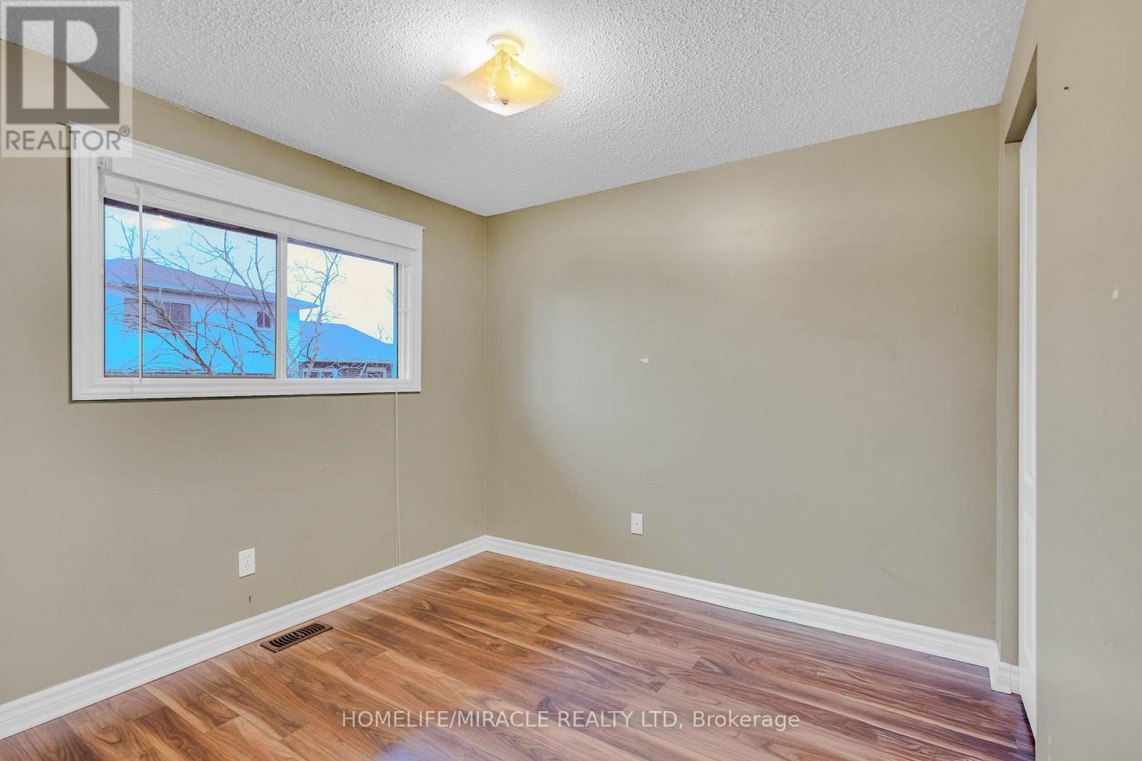 15 Keefer Road, Thorold, ON - Indoor Photo Showing Other Room