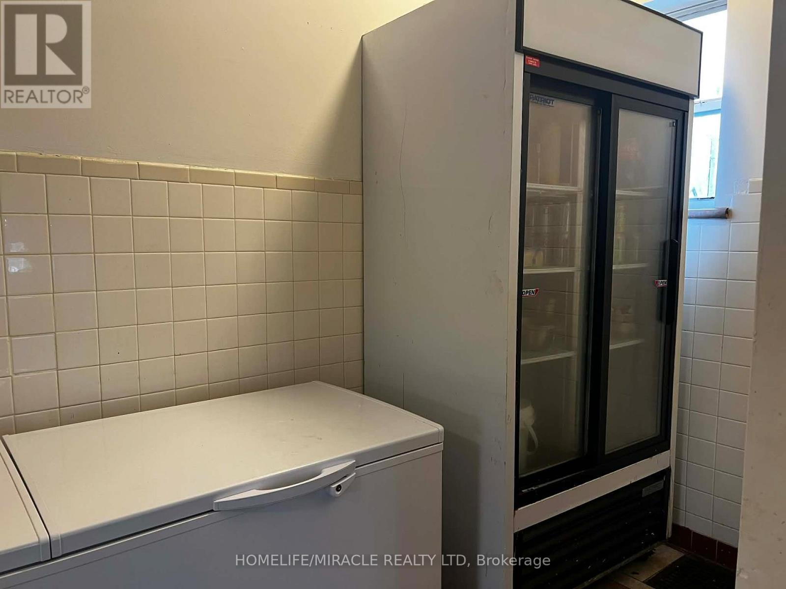 772 Hamilton Road, London East, ON