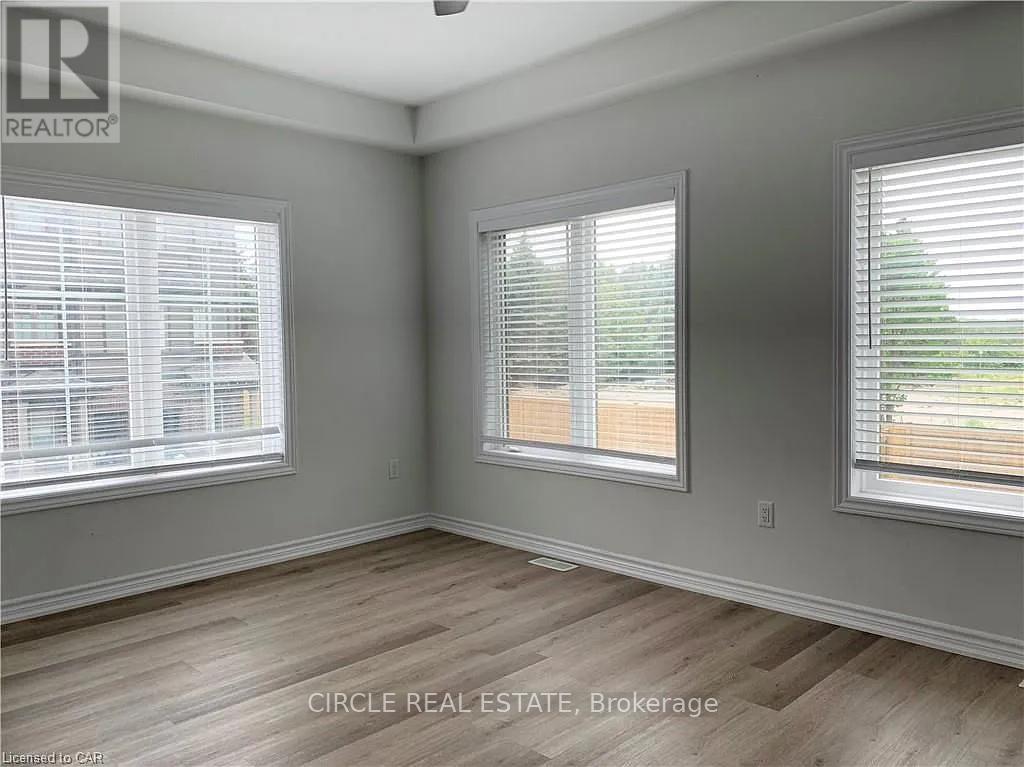 20 - 124 Compass Trail, Cambridge, ON - Indoor Photo Showing Other Room