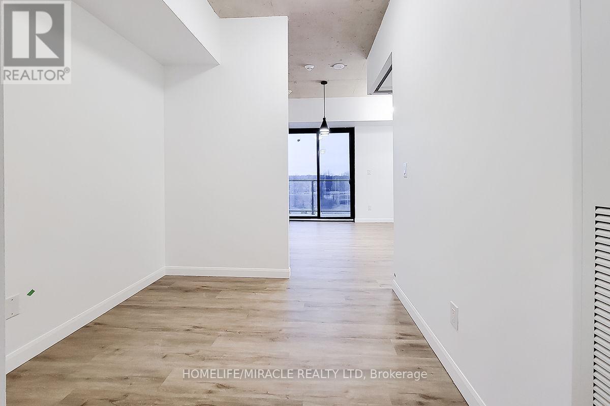 7 Erie Avenue, Brantford, ON - Indoor Photo Showing Other Room