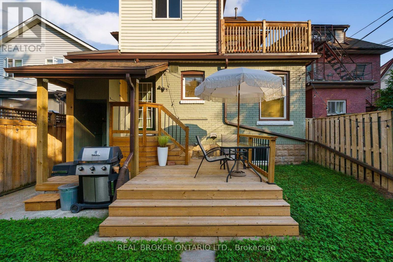 202 Prospect Street S, Hamilton, ON - Outdoor With Deck Patio Veranda