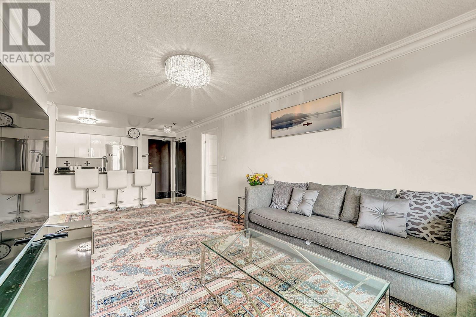 615 - 29 Northern Hts Drive N, Richmond Hill, ON - Indoor