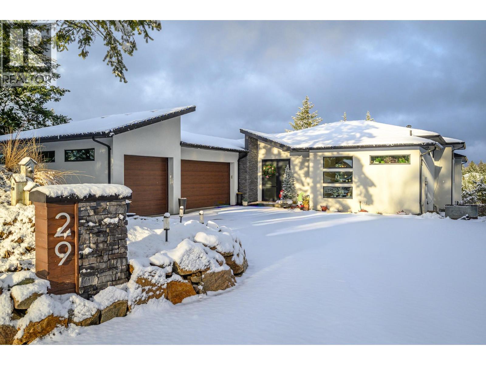 9196 Tronson Road Unit# 29, Vernon, BC - Outdoor