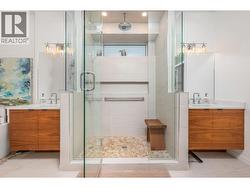 Ensuite -