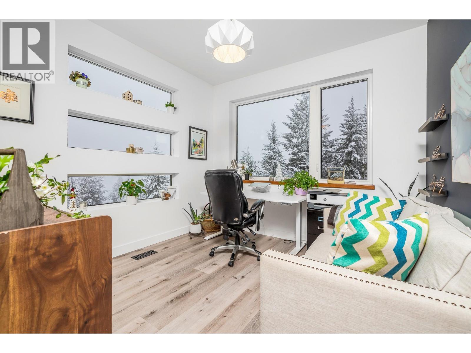 Second bedroom on main floor or office - 9196 Tronson Road Unit# 29, Vernon, BC - Indoor
