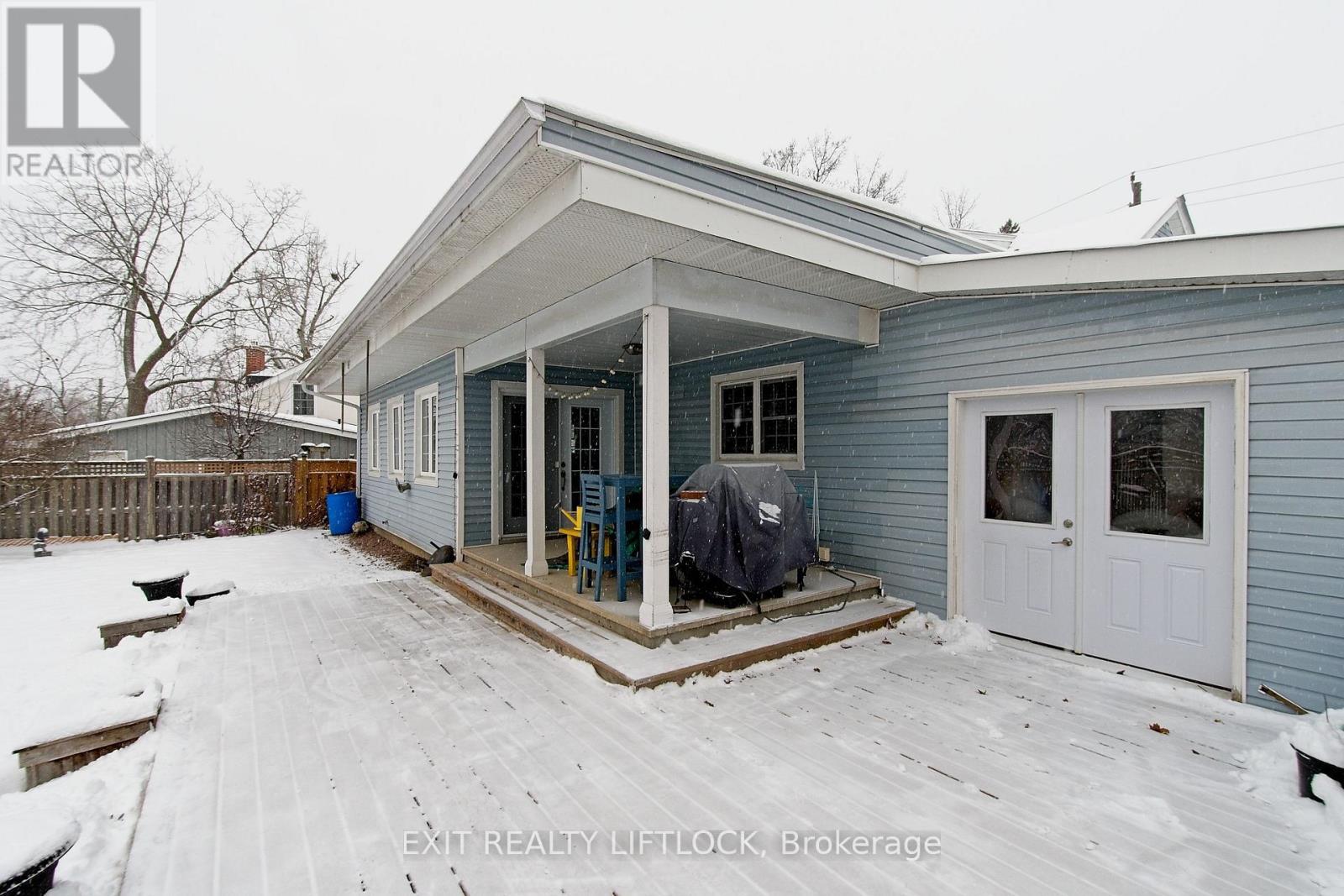 (Main) - 3 Reid Street, Selwyn, ON - Outdoor With Deck Patio Veranda With Exterior