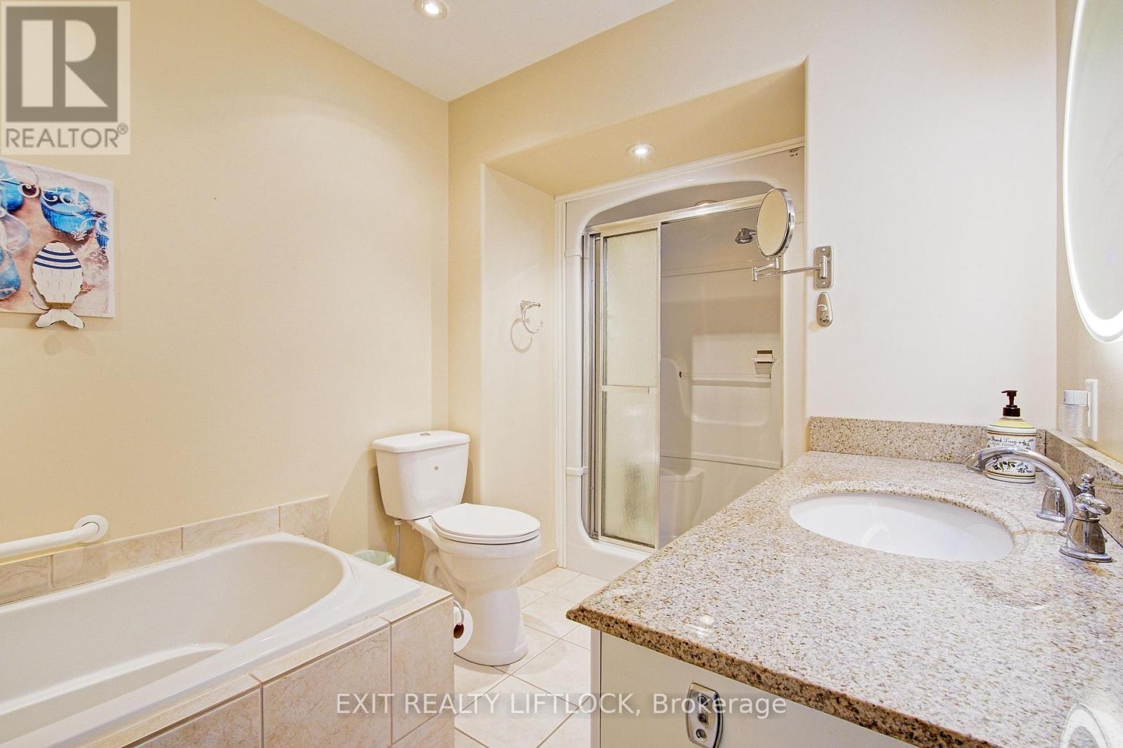 (Main) - 3 Reid Street, Selwyn, ON - Indoor Photo Showing Bathroom