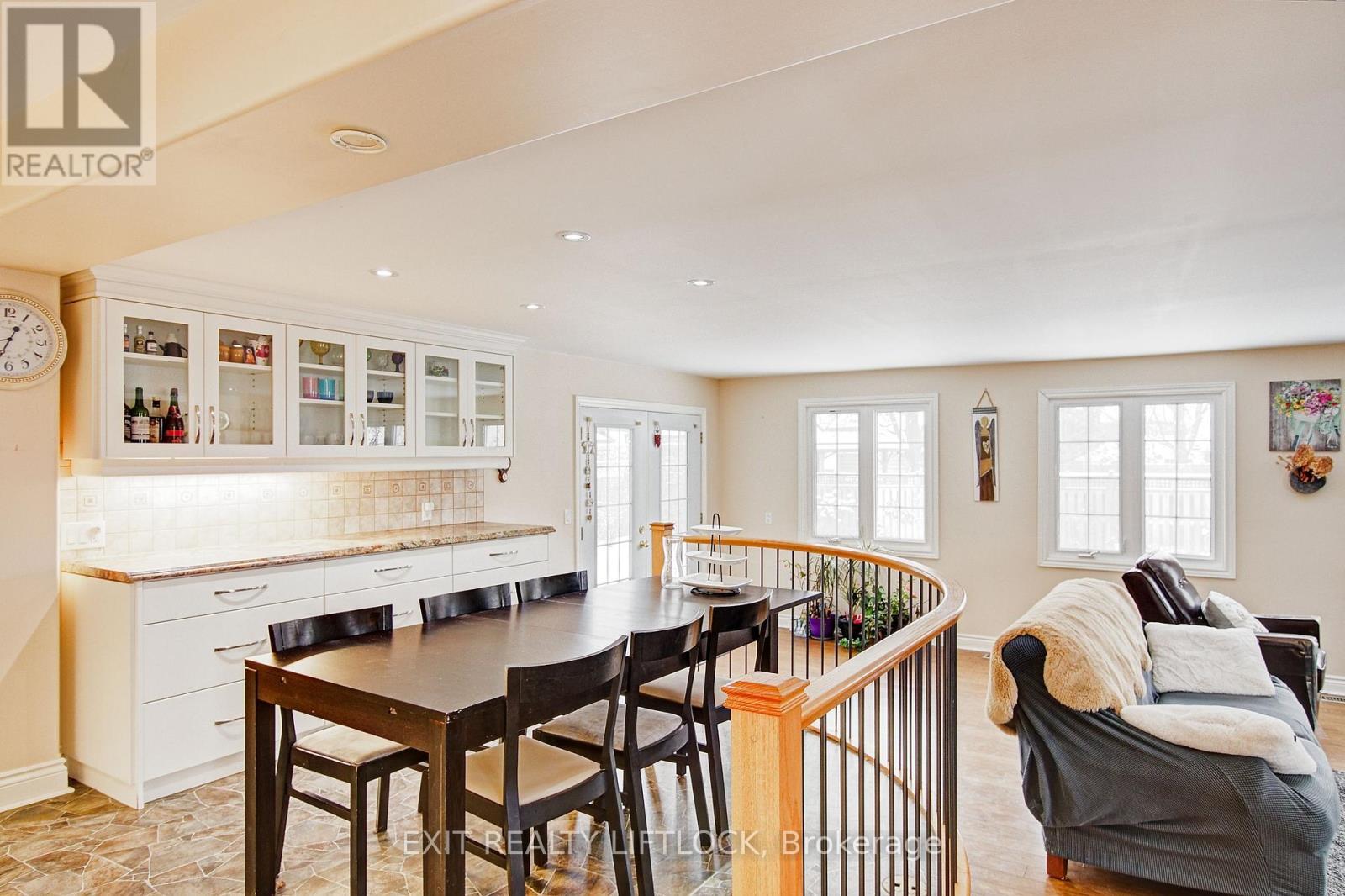 (Main) - 3 Reid Street, Selwyn, ON - Indoor Photo Showing Dining Room