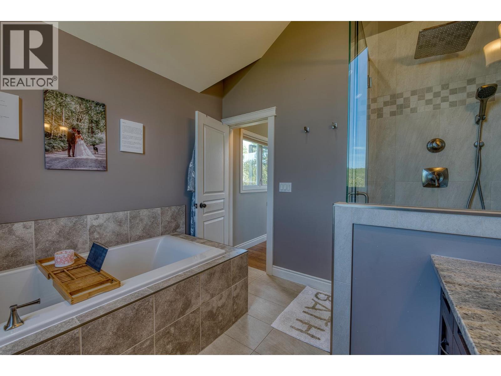 13628 281 Road, Fort St. John, BC - Indoor Photo Showing Bathroom