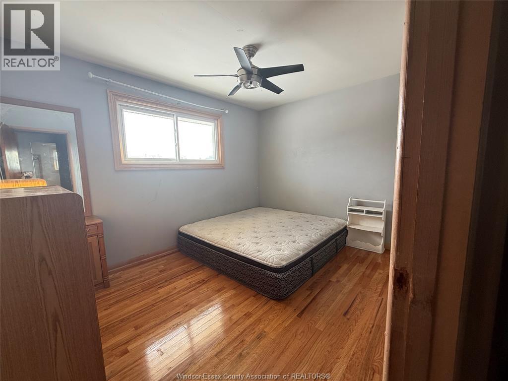 1588 Cherrylawn Crescent, Windsor, ON - Indoor Photo Showing Bedroom