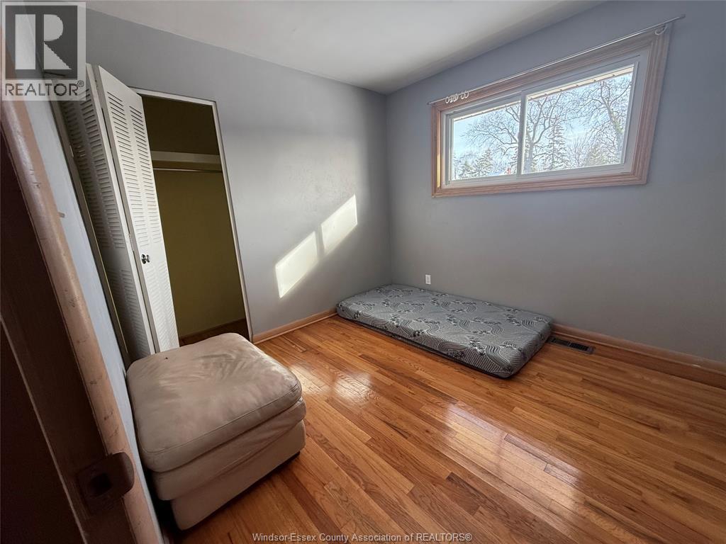 1588 Cherrylawn Crescent, Windsor, ON - Indoor Photo Showing Bedroom