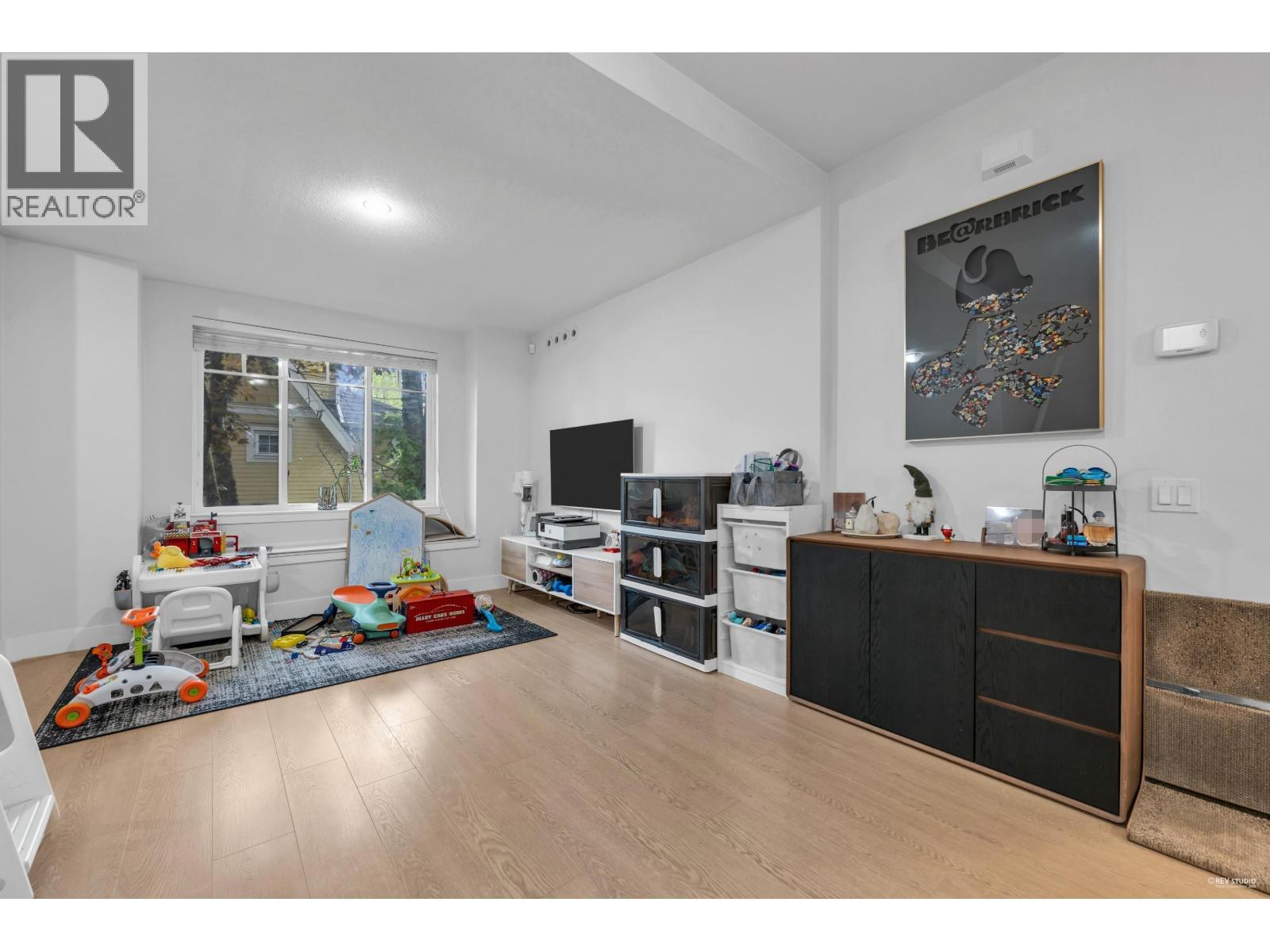 15 9780 General Currie Road, Richmond, BC - Indoor